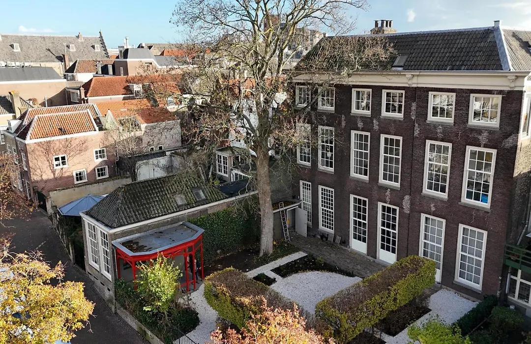 Royal Rooms Dordrecht-1